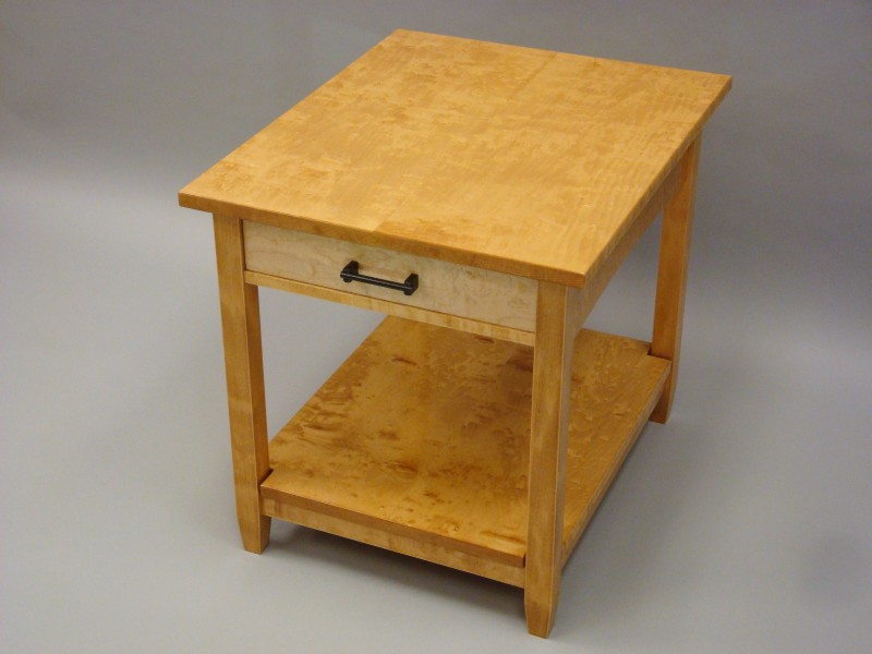 end-table-with-drawer
