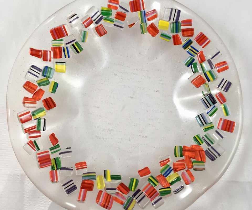 fused-glass-ribbon-candy-bowl