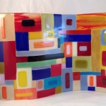fused-glass-standing-wavy