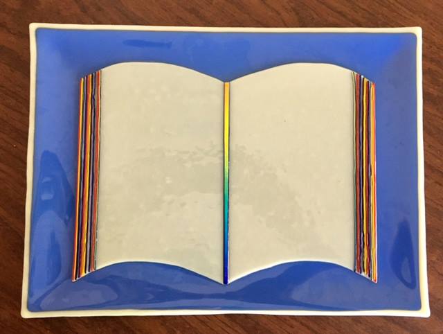 fused-glass-book-platter