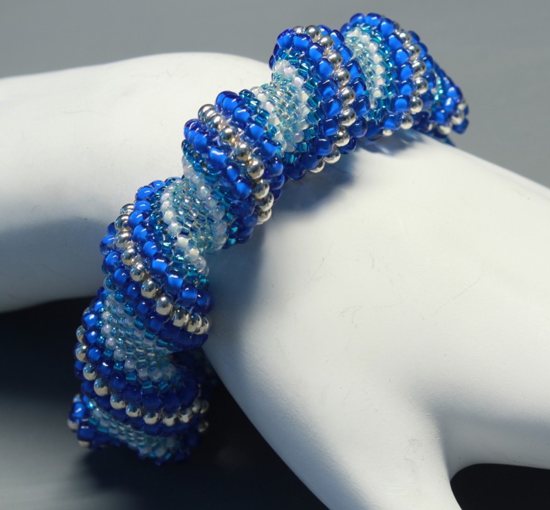 crop-2-blue-bracelet