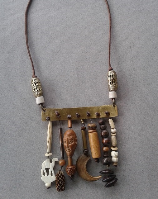 amulet-necklace