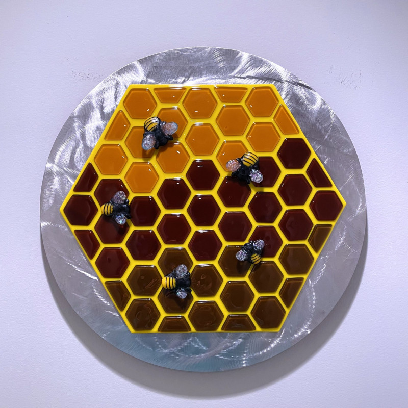 making-honey-16-inch
